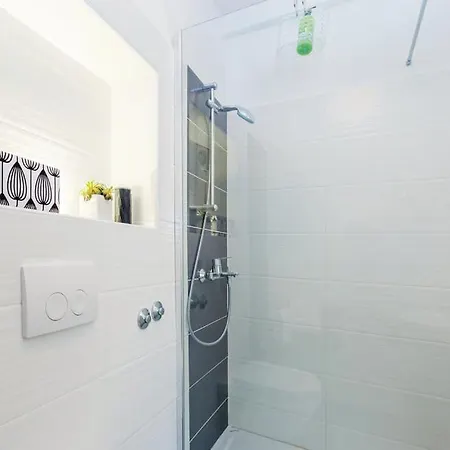 アパート Charmig Near With Veiw