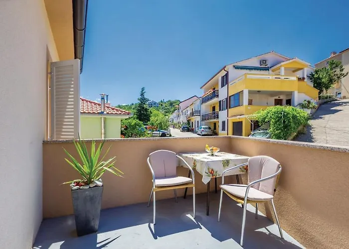 Charmig Near With Veiw Appartamento