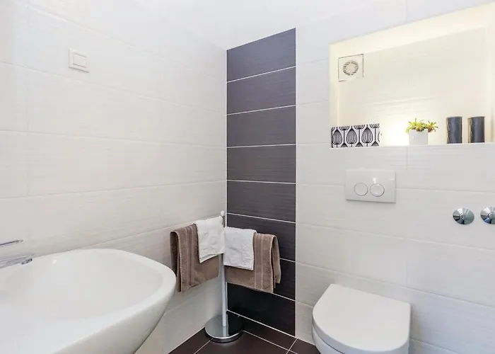 Appartamento Charmig Near With Veiw