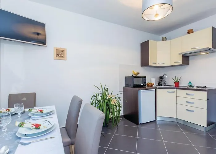 Charmig Near With Veiw Appartamento *